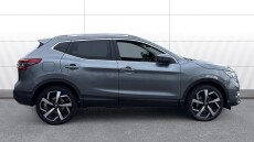 Nissan Qashqai 1.3 DiG-T Tekna 5dr Petrol Hatchback